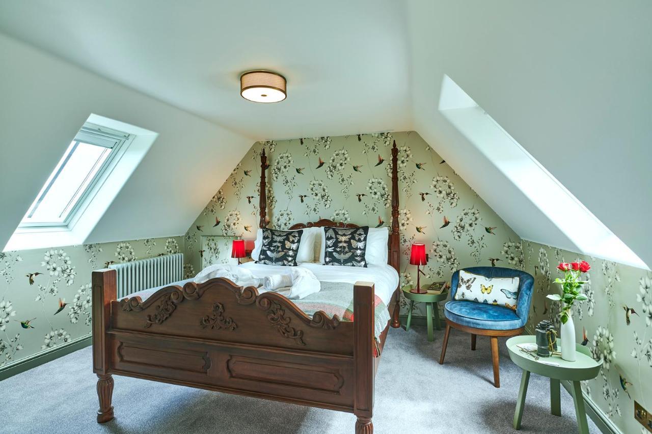 Monkstadt 1745 Restaurant With Rooms Портри Екстериор снимка