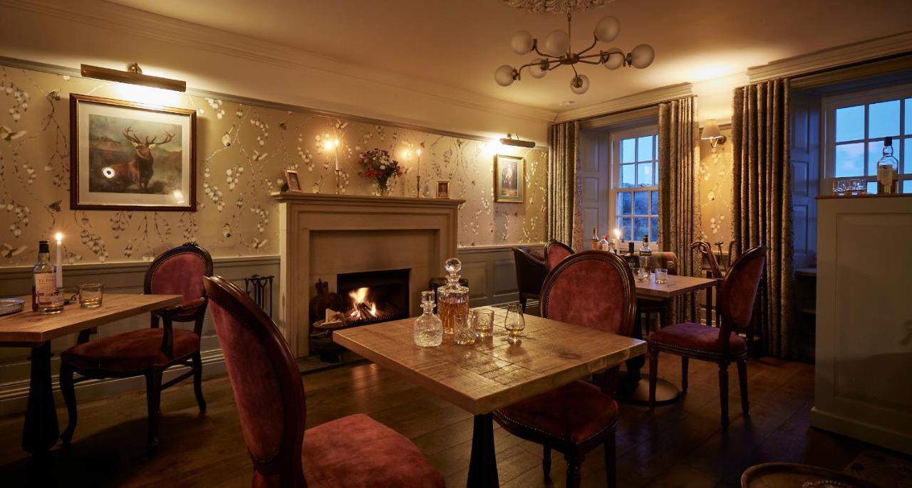 Monkstadt 1745 Restaurant With Rooms Портри Екстериор снимка