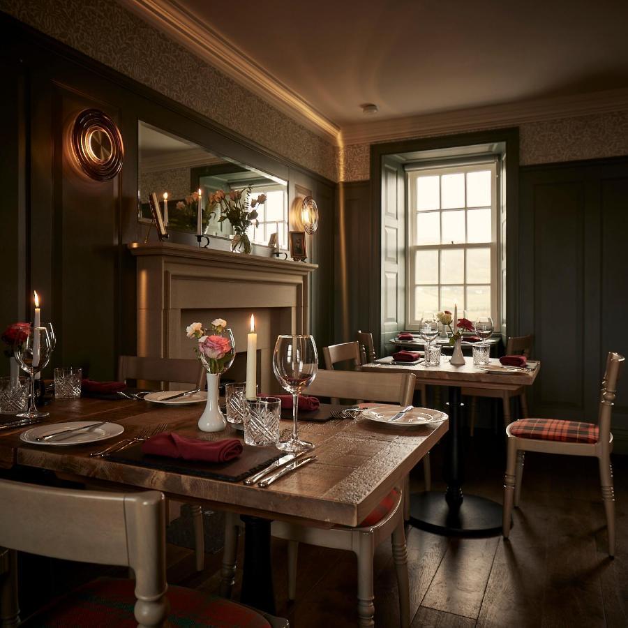 Monkstadt 1745 Restaurant With Rooms Портри Екстериор снимка